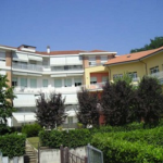 E5